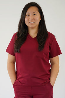  Arlo Scrub Top in Burgundy